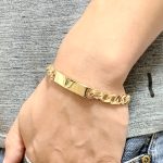 18K Gold Plated Men's Bracelet 9mm Wide Polished ID Curved Plate, 8-Inch Long Cuban Link, High-Quality 304L Stainless Steel, Mirror Finish, Unique Cowboy Buckle Design, Easy to Wear, Fashionable and Elegant, Exquisite Gift